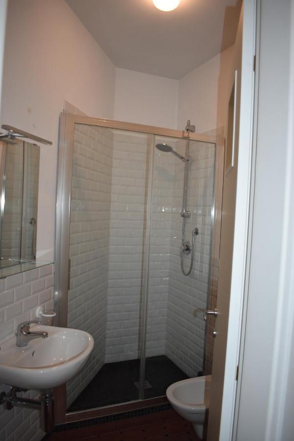 La Mascarella Apartment Алба Екстериор снимка