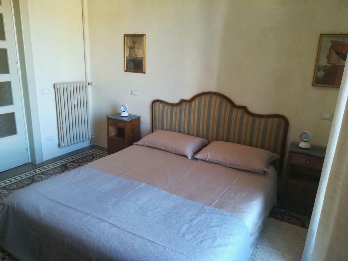 La Mascarella Apartment Алба Екстериор снимка