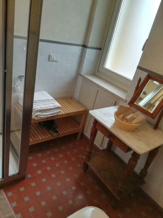 La Mascarella Apartment Алба Екстериор снимка