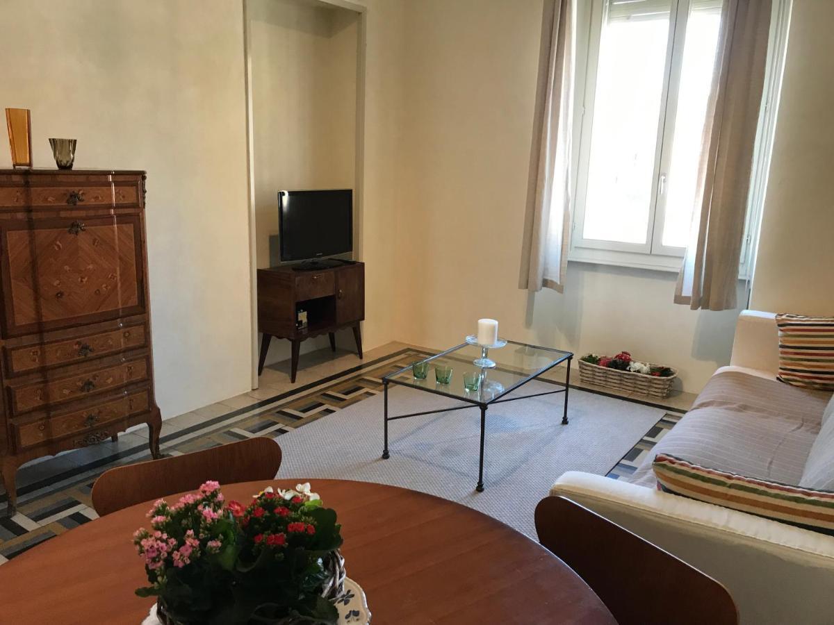 La Mascarella Apartment Алба Екстериор снимка